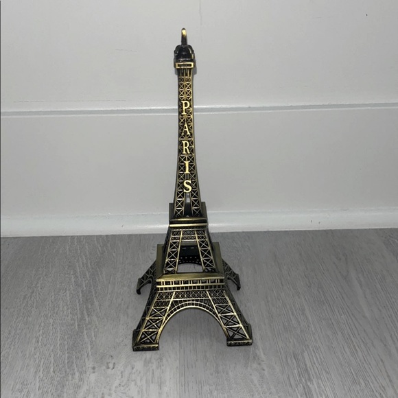 None Other - Eiffel Tower Statue